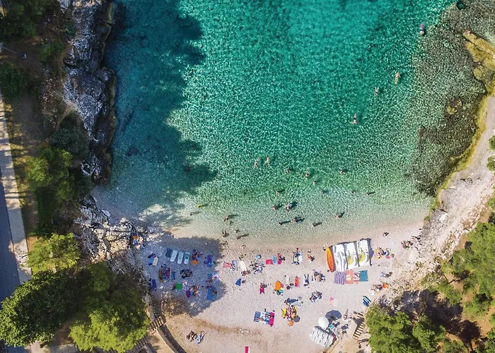 Stunning In * Pula